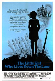 دانلود فیلم The Little Girl Who Lives Down the Lane 197610480-1446822559