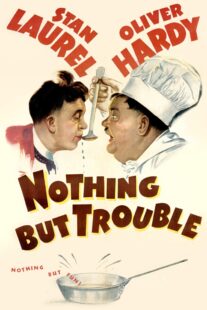 دانلود فیلم Nothing But Trouble 1944404817-1415599085